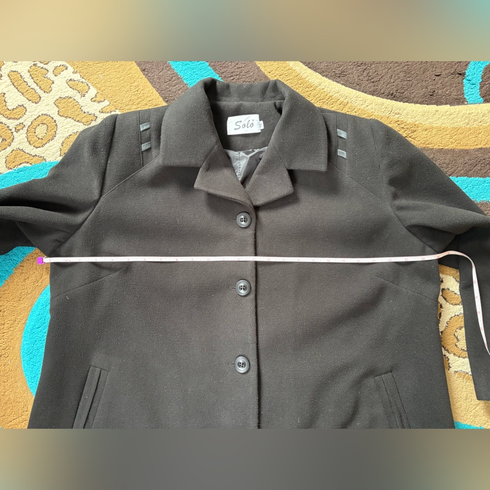 Solo Black Wool Coat - Picture 5 of 9